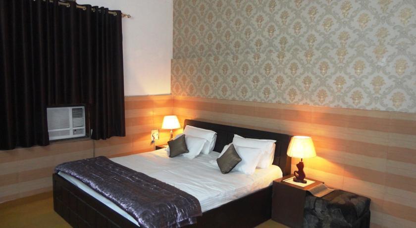 Fabexpress Landmark Awadh Hotel Lucknow Buitenkant foto