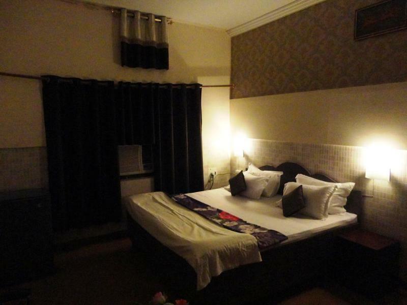Fabexpress Landmark Awadh Hotel Lucknow Buitenkant foto